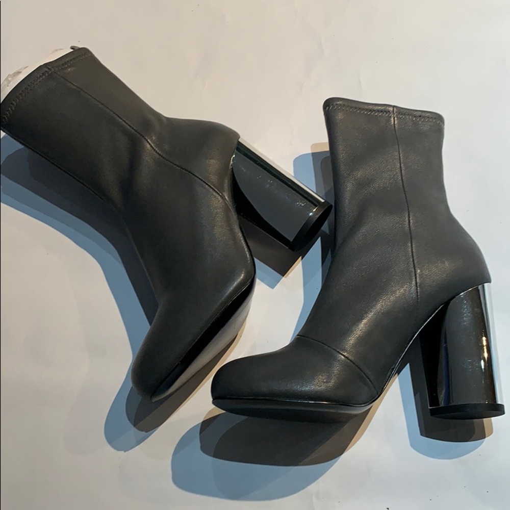 Opening ceremony platform heels